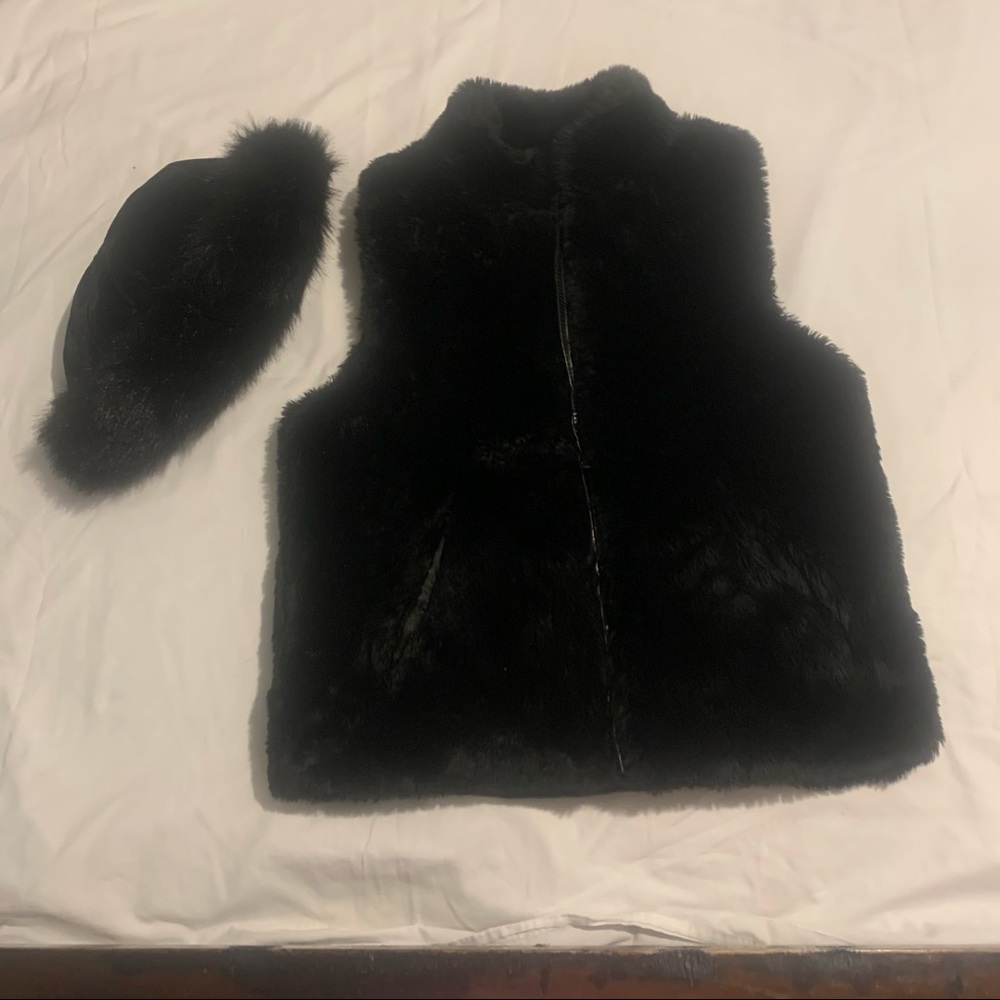 Black faux fur vest